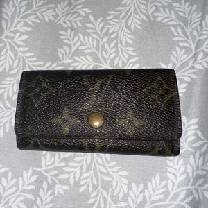 Louis Vuitton key holder Brown Monogram